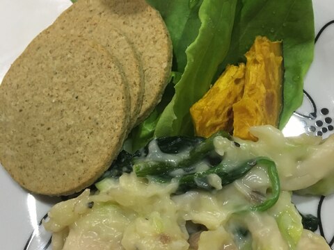 鶏肉と野菜のホワイトソース